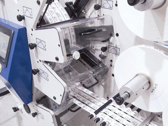Industrial label converting machine